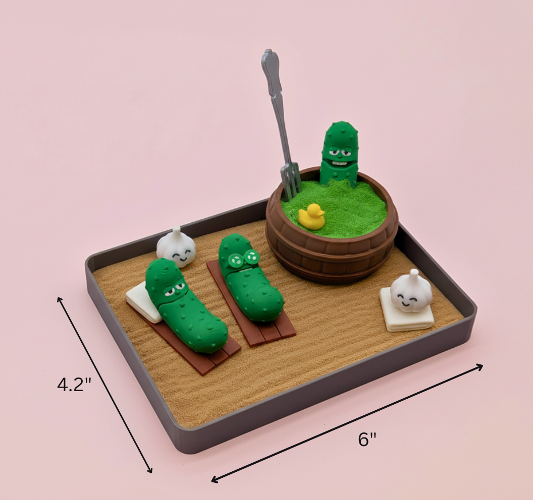 Pickle Mini Zen Garden Sand Tray – Funny Pickle Desk Decor, Stress Relief Fidget Sandbox, 3D Printed Office Desk Toy Gift