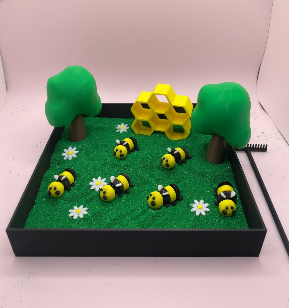 Honey Bee Mini Zen Garden Sand Tray Kit Cute Bee Desk Decor Mini Sand Garden Stress Relief Desk Toy 3D Printed Office Cubicle Decor Gift