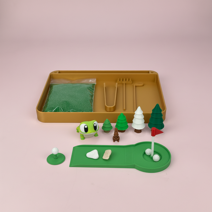 Mini Golf Zen Garden Sand Tray – Putting Green Desk Decor, Stress Relief Fidget Sandbox, 3D Printed Office Desk Gift for Golf Lovers