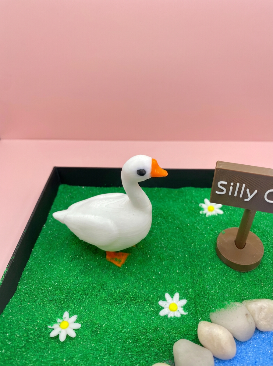 Silly Goose Mini Zen Garden Sand Tray Kit – Funny Goose Desk Decor, Stress Relief Fidget Sandbox, 3D Printed Office Desk Gift