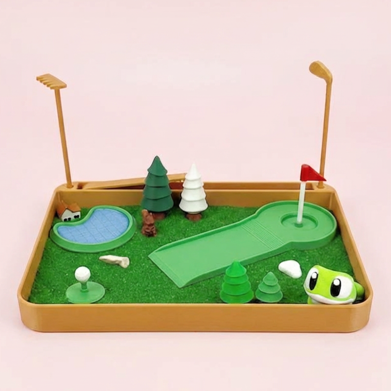Mini Golf Zen Garden Sand Tray – Putting Green Desk Decor, Stress Relief Fidget Sandbox, 3D Printed Office Desk Gift for Golf Lovers